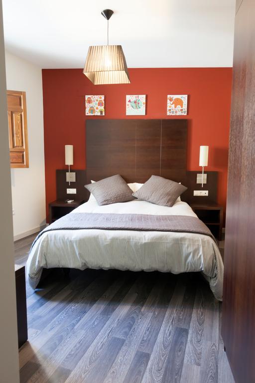 Apartamentos Sol De Mayo Úbeda Rum bild