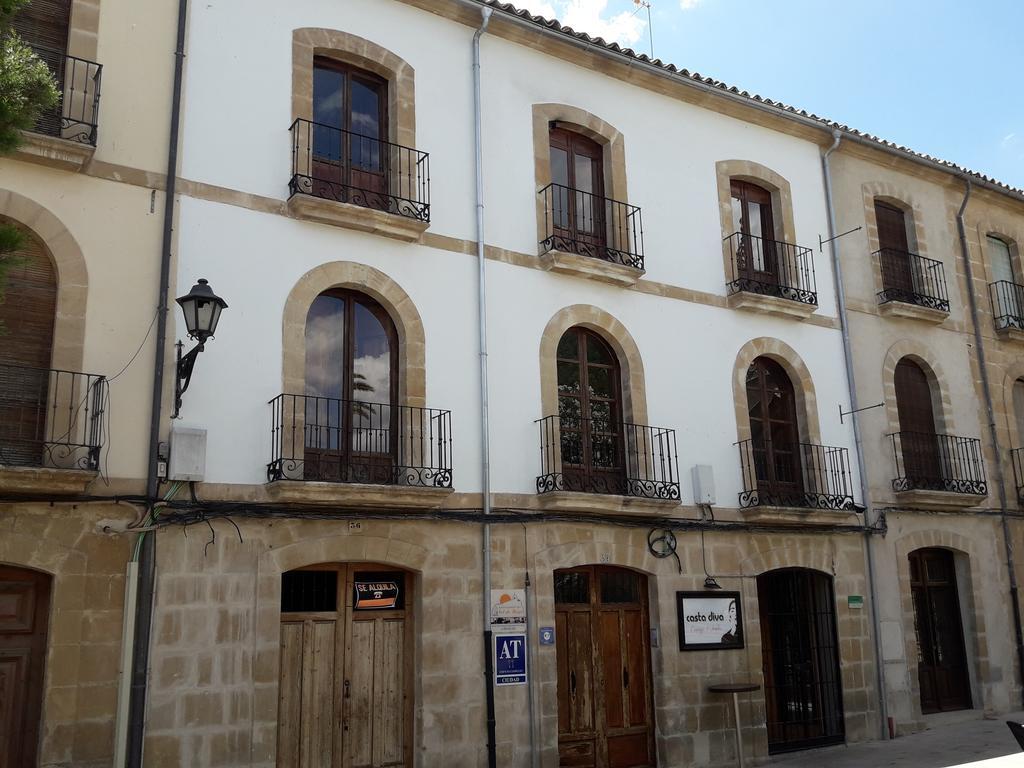 Apartamentos Sol De Mayo Úbeda Exteriör bild