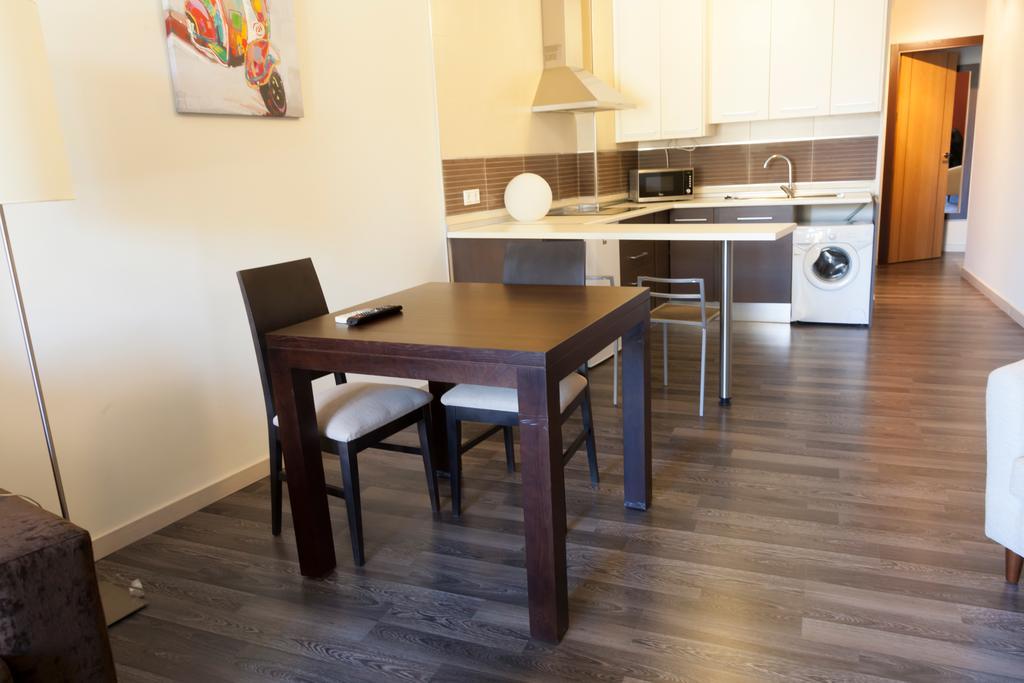 Apartamentos Sol De Mayo Úbeda Exteriör bild