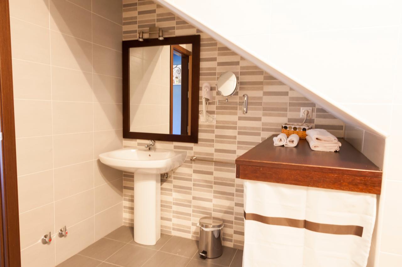 Apartamentos Sol De Mayo Úbeda Exteriör bild
