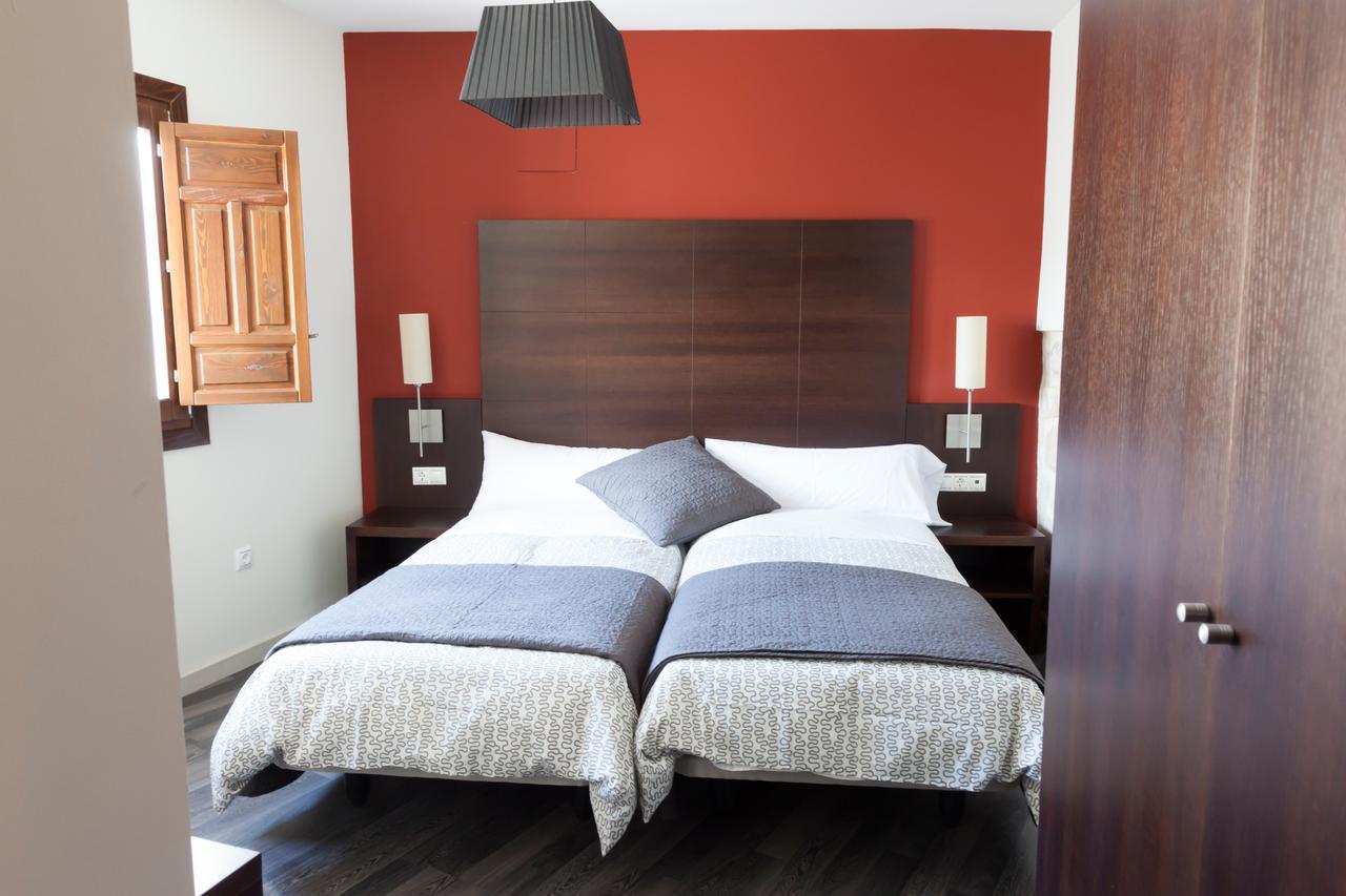 Apartamentos Sol De Mayo Úbeda Exteriör bild