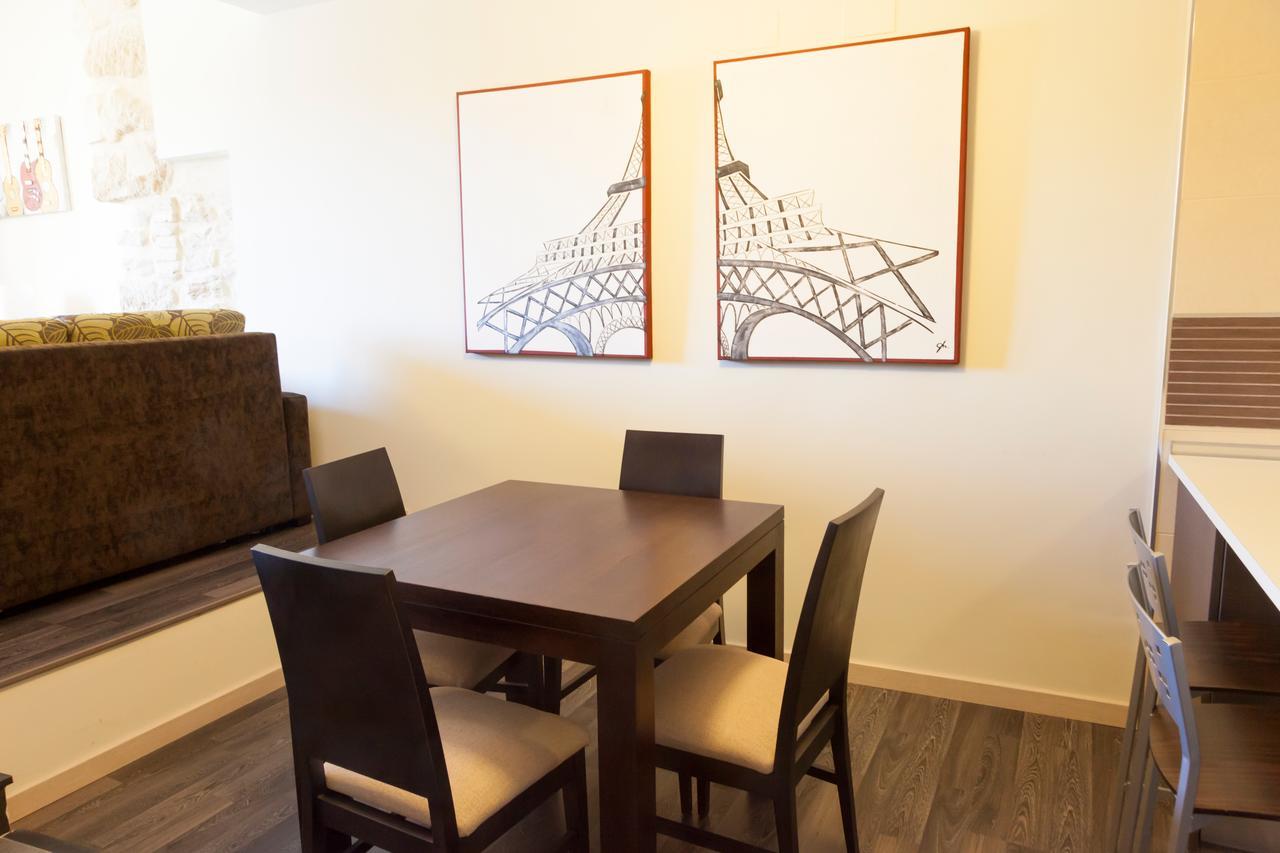 Apartamentos Sol De Mayo Úbeda Exteriör bild
